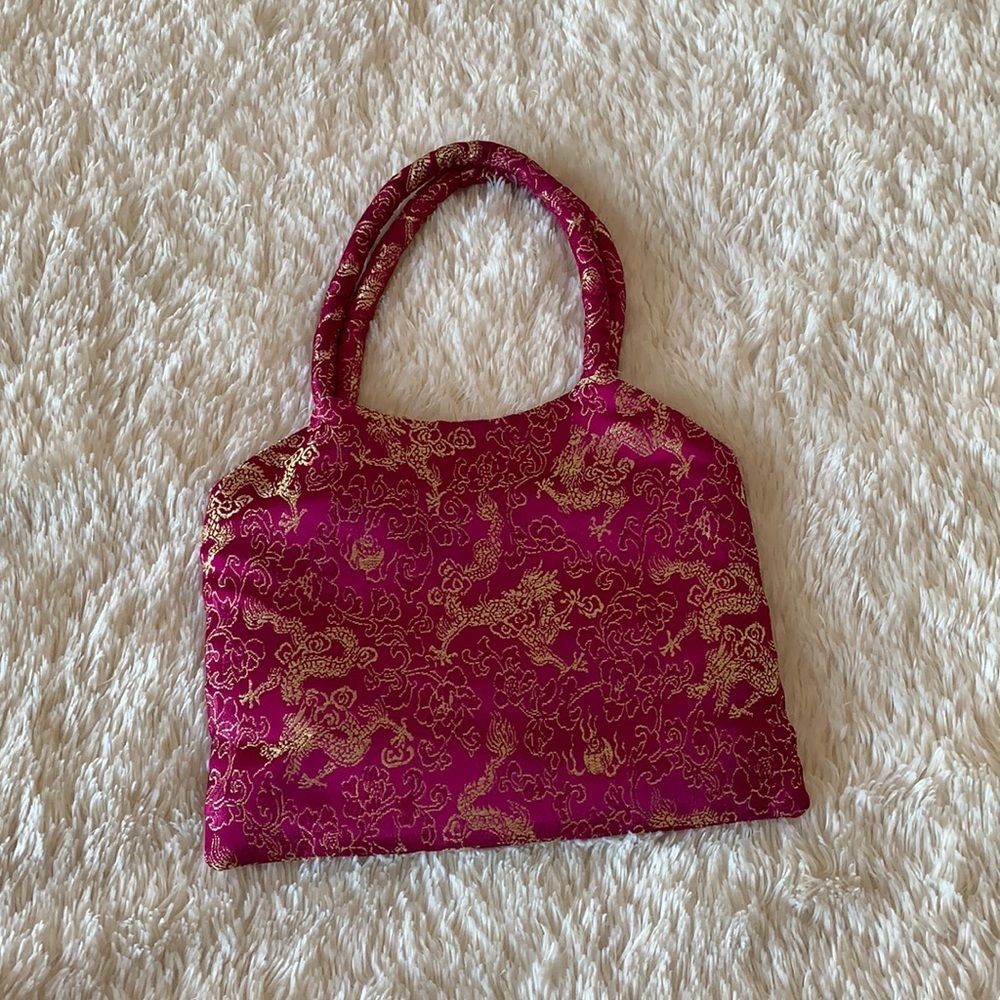 Dragon print handbag